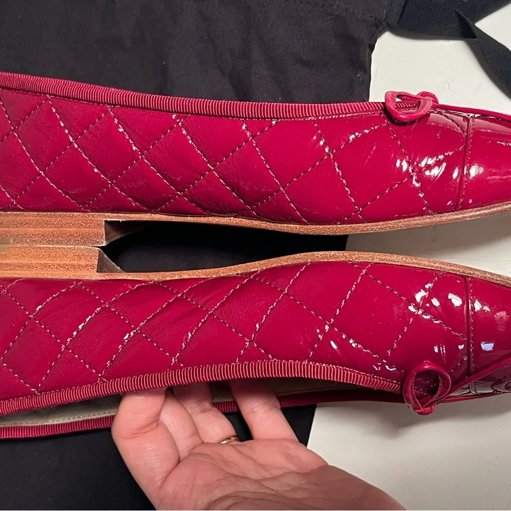 CHANEL Burgundy Patent Leather Flats